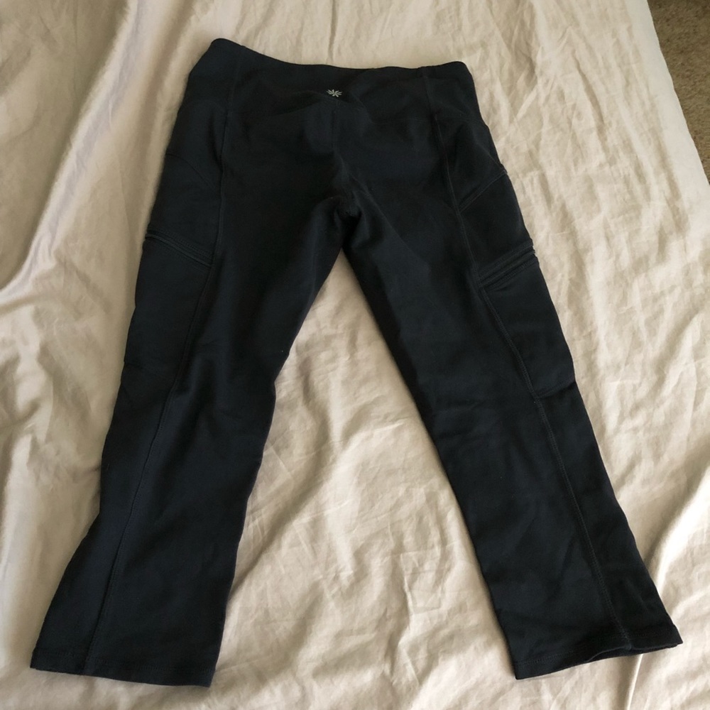 Athleta Gap Black Run Capri small